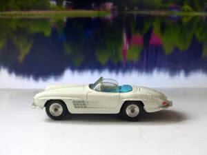 303 Mercedes 300SL Roadster