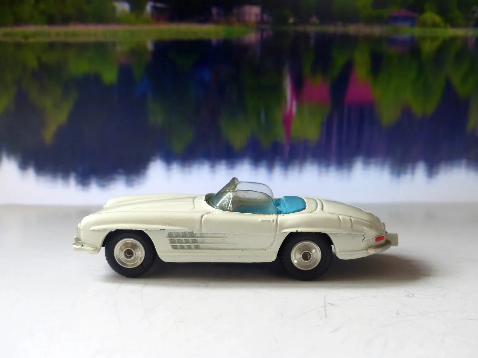 303 Mercedes 300SL Roadster