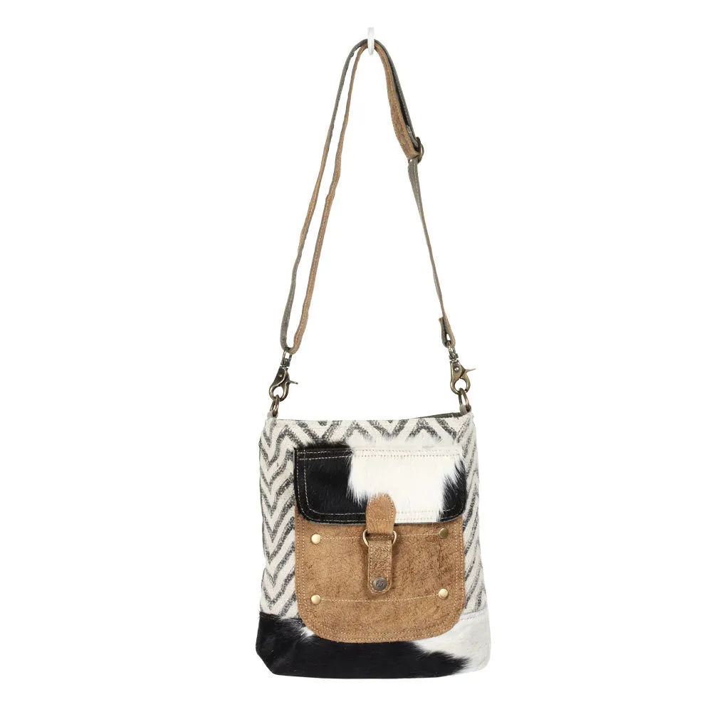 Approach Small Cross Body Bag