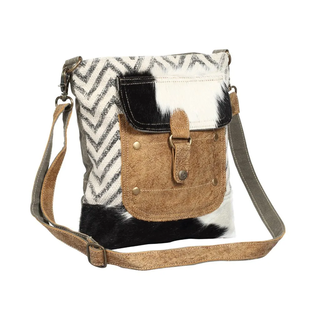Approach Small Cross Body Bag