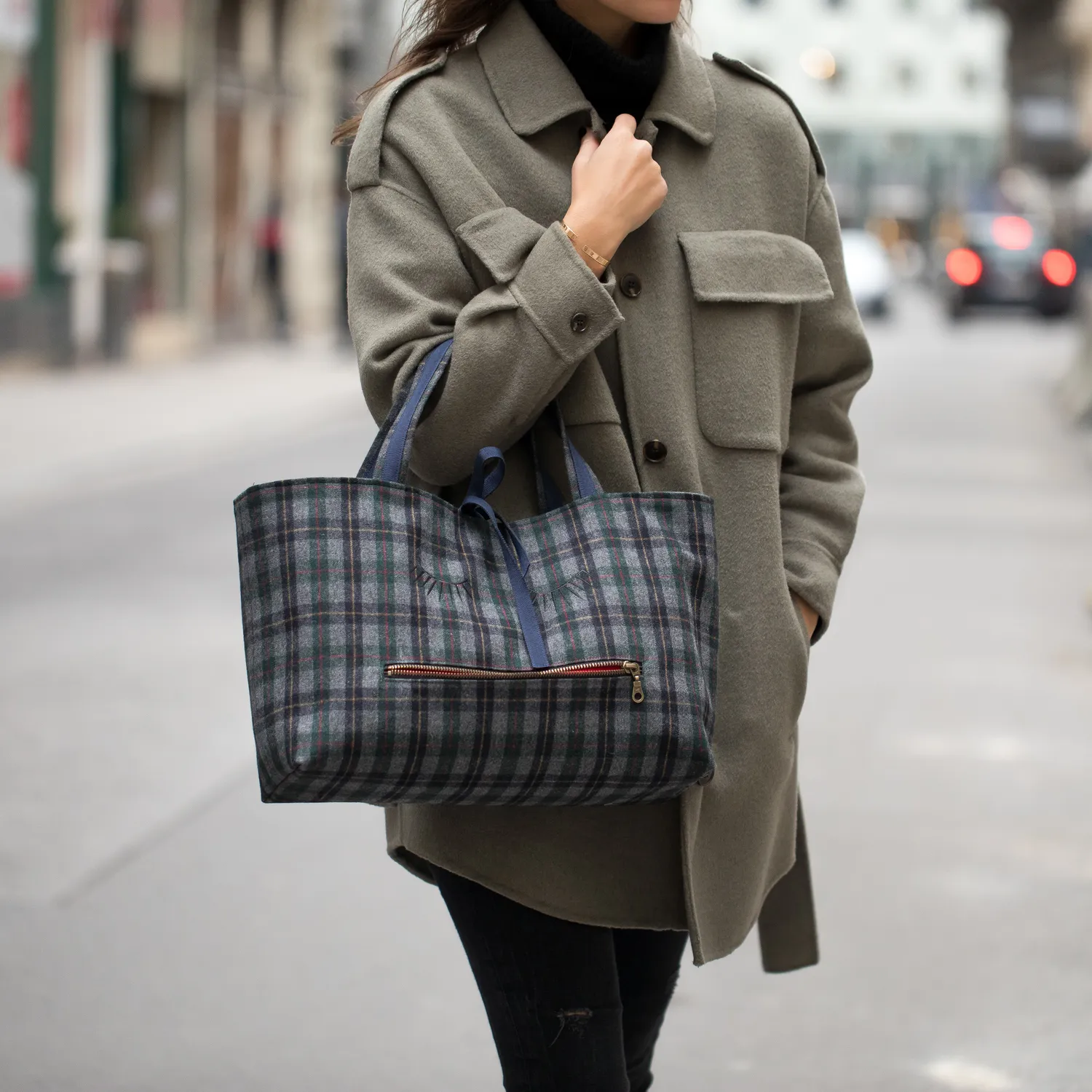 Bag MONDAY AFTERNOON