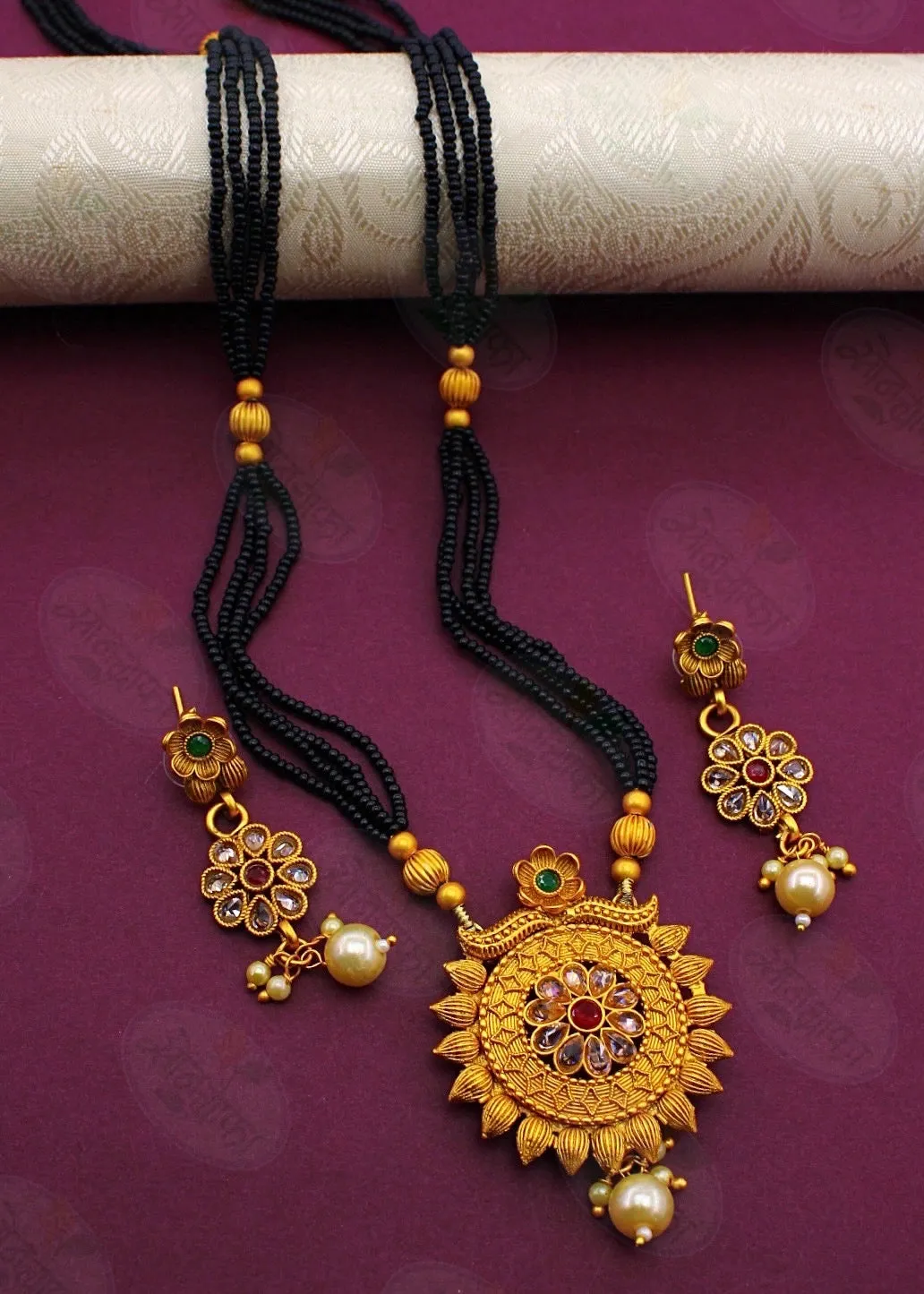 BEAUTIFUL FLORAL PENDANT MANGALSUTRA