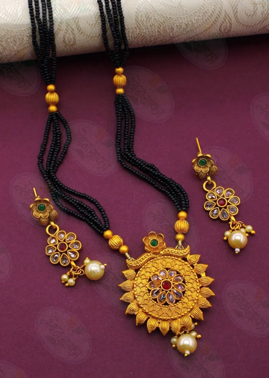 BEAUTIFUL FLORAL PENDANT MANGALSUTRA