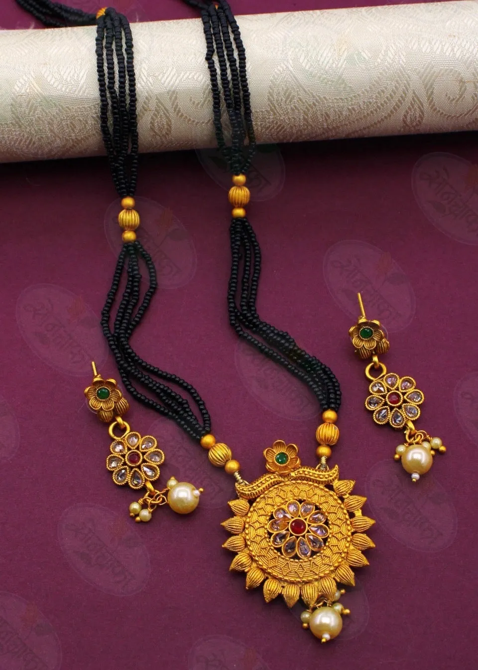 BEAUTIFUL FLORAL PENDANT MANGALSUTRA