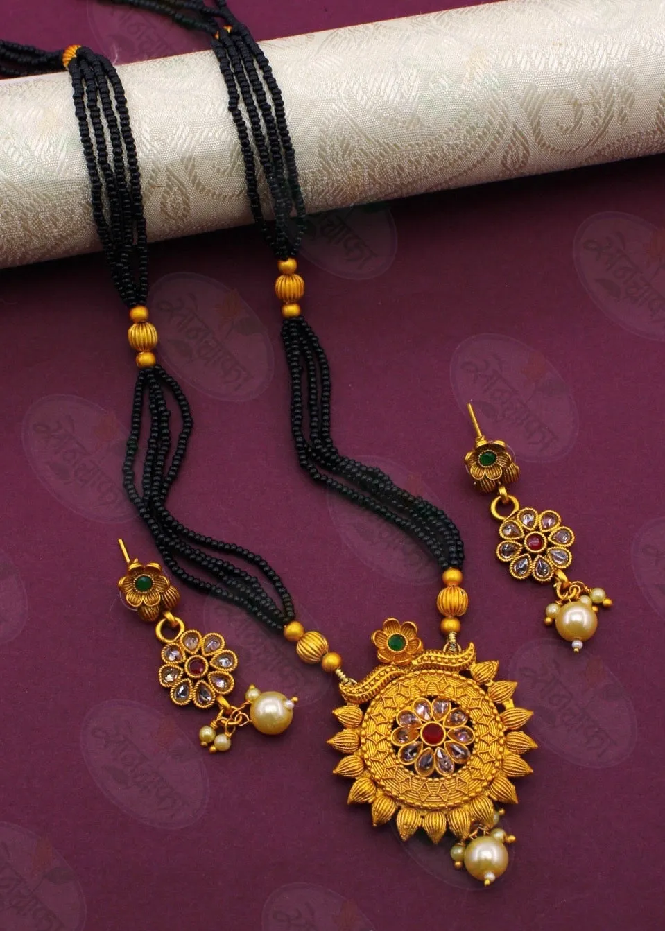 BEAUTIFUL FLORAL PENDANT MANGALSUTRA