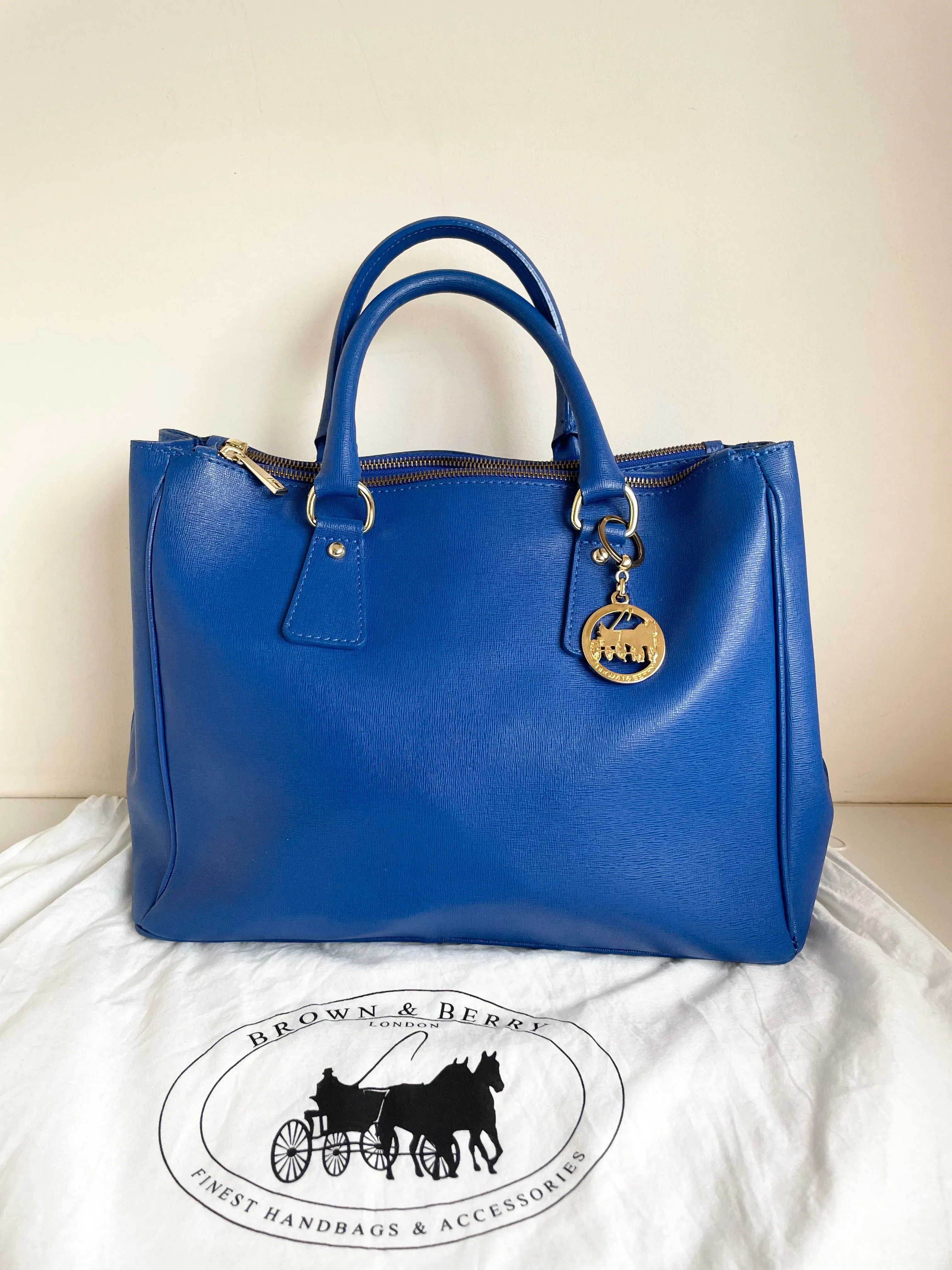 BRAND NEW BROWN & BERRY LONDON ROYAL BLUE LEATHER TOTE BAG WITH DETACHABLE STRAP