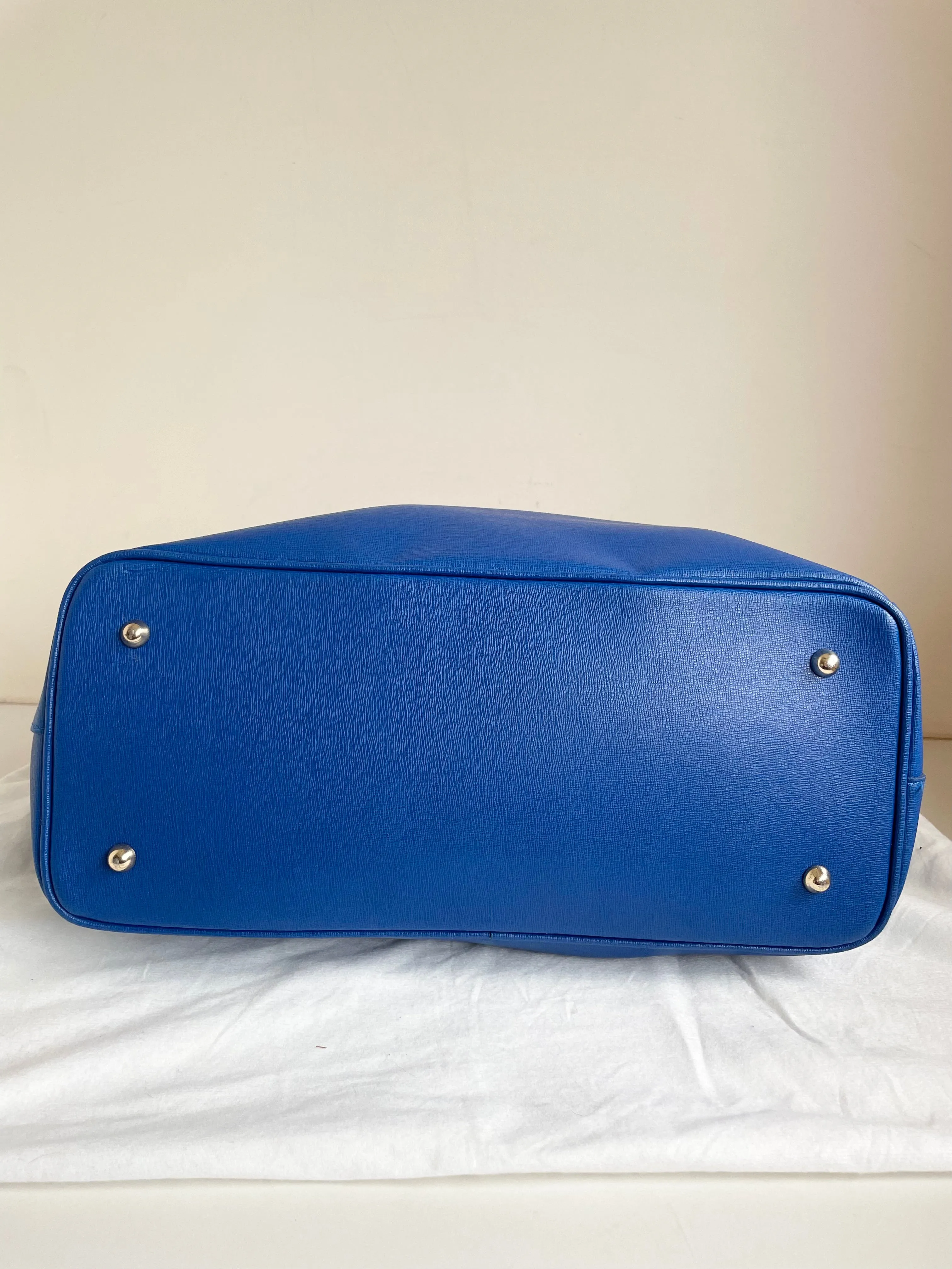 BRAND NEW BROWN & BERRY LONDON ROYAL BLUE LEATHER TOTE BAG WITH DETACHABLE STRAP