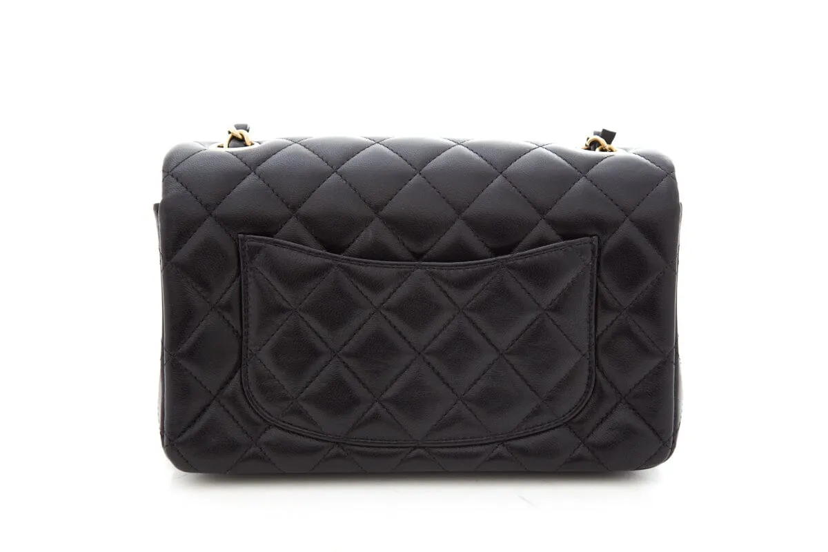Chanel Black Single Flap 2022  Mini Lamb Leather Handbag