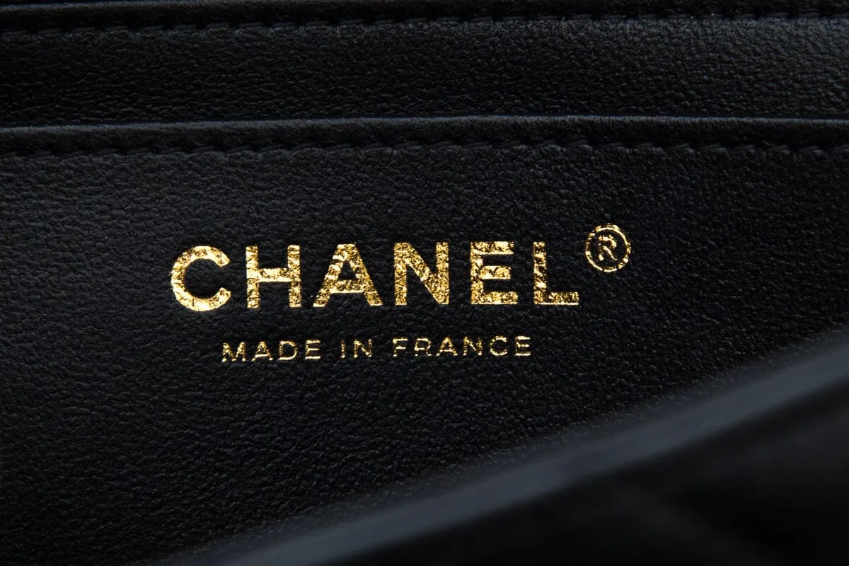 Chanel Black Single Flap 2022  Mini Lamb Leather Handbag