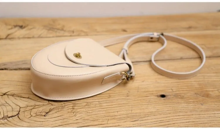 Cute Coffee LEATHER Saddle Side Bag WOMEN SHOULDER BAG Crossbody Saddle Purse FOR WOMEN