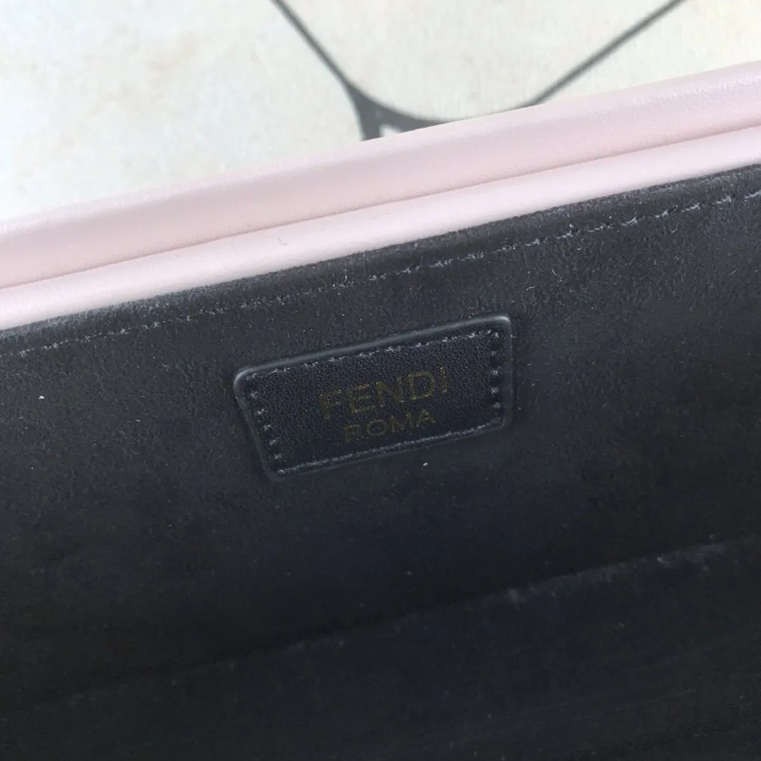 EN   Designer bags by Fendi 052