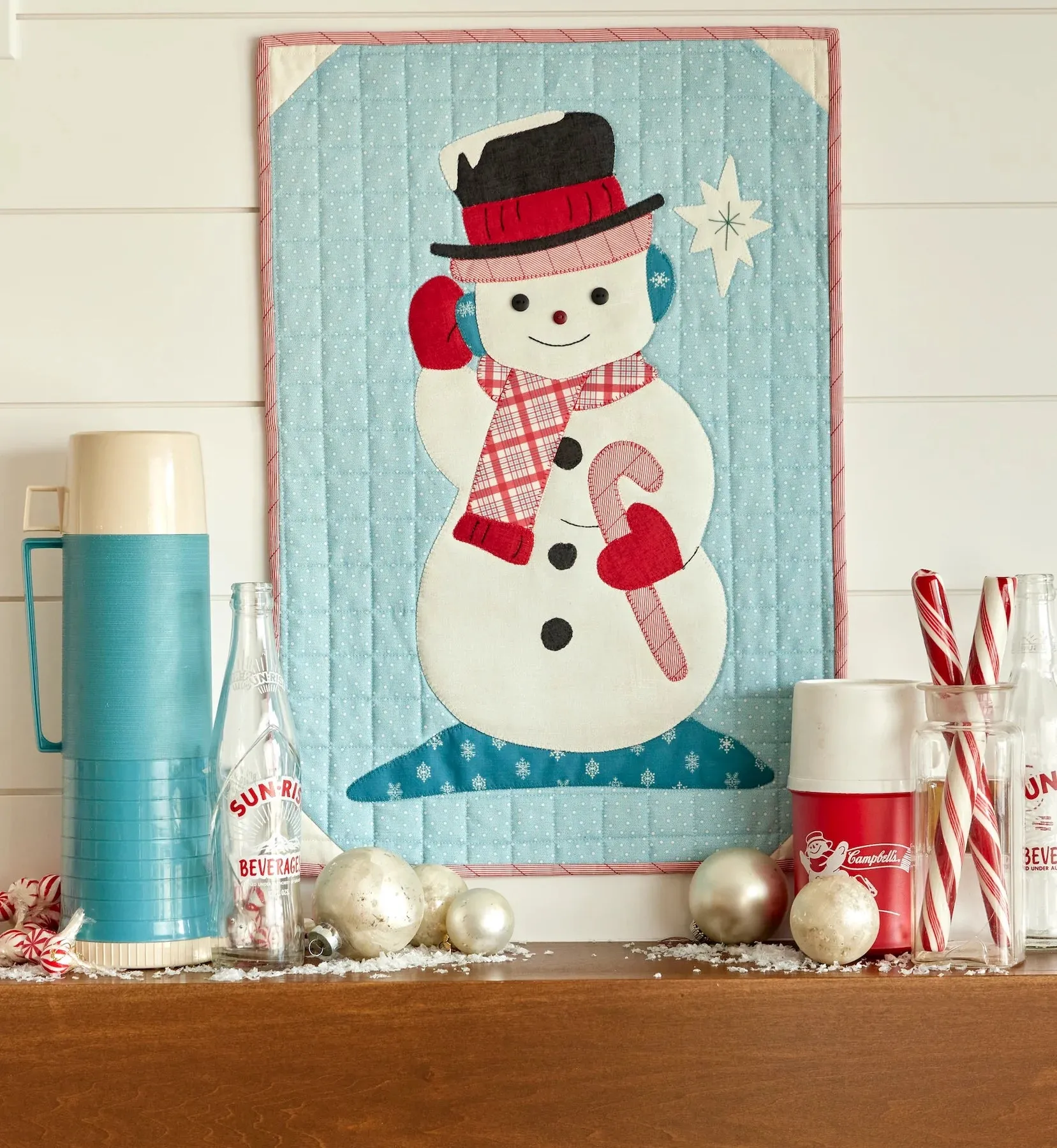 Fabric, Winter in Snowtown by Buttermilk Basin - Red Tossed Snowmen (by the yard)