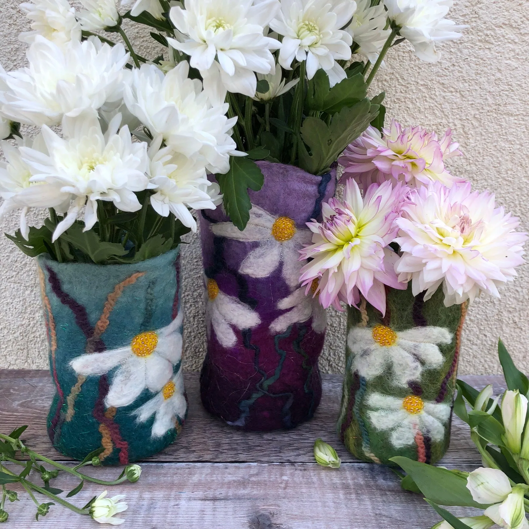 Felt vase - small
