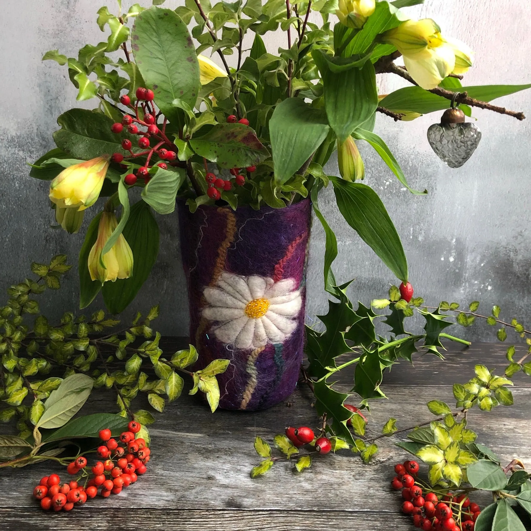 Felt vase - small