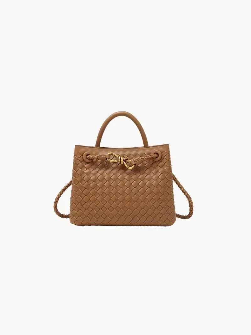 Lucia – Stylish textured design – Woven handbag