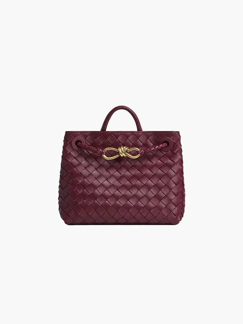 Lucia – Stylish textured design – Woven handbag
