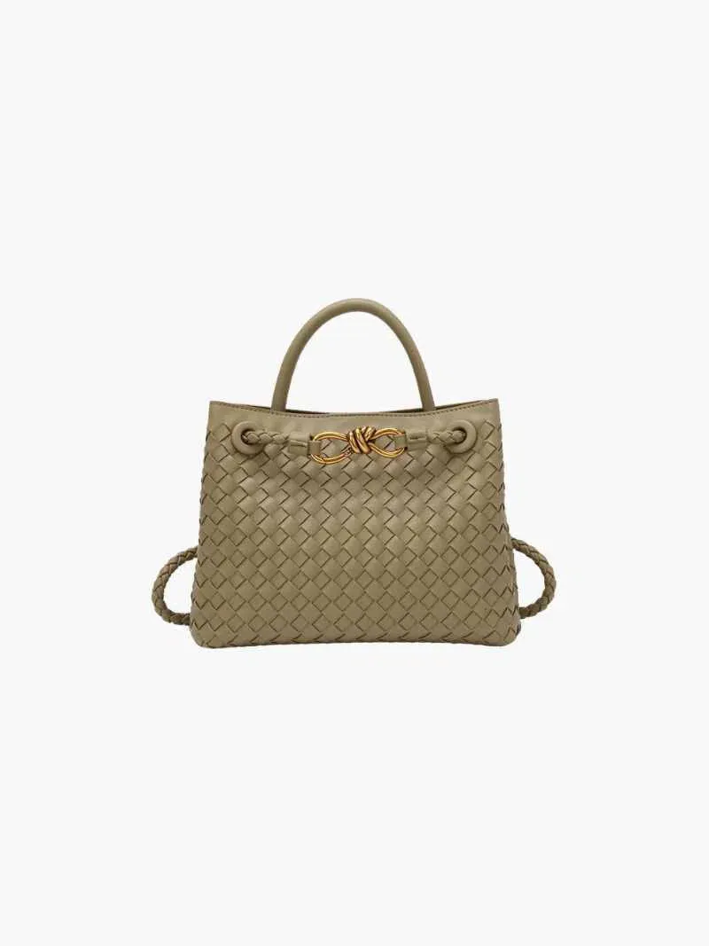 Lucia – Stylish textured design – Woven handbag