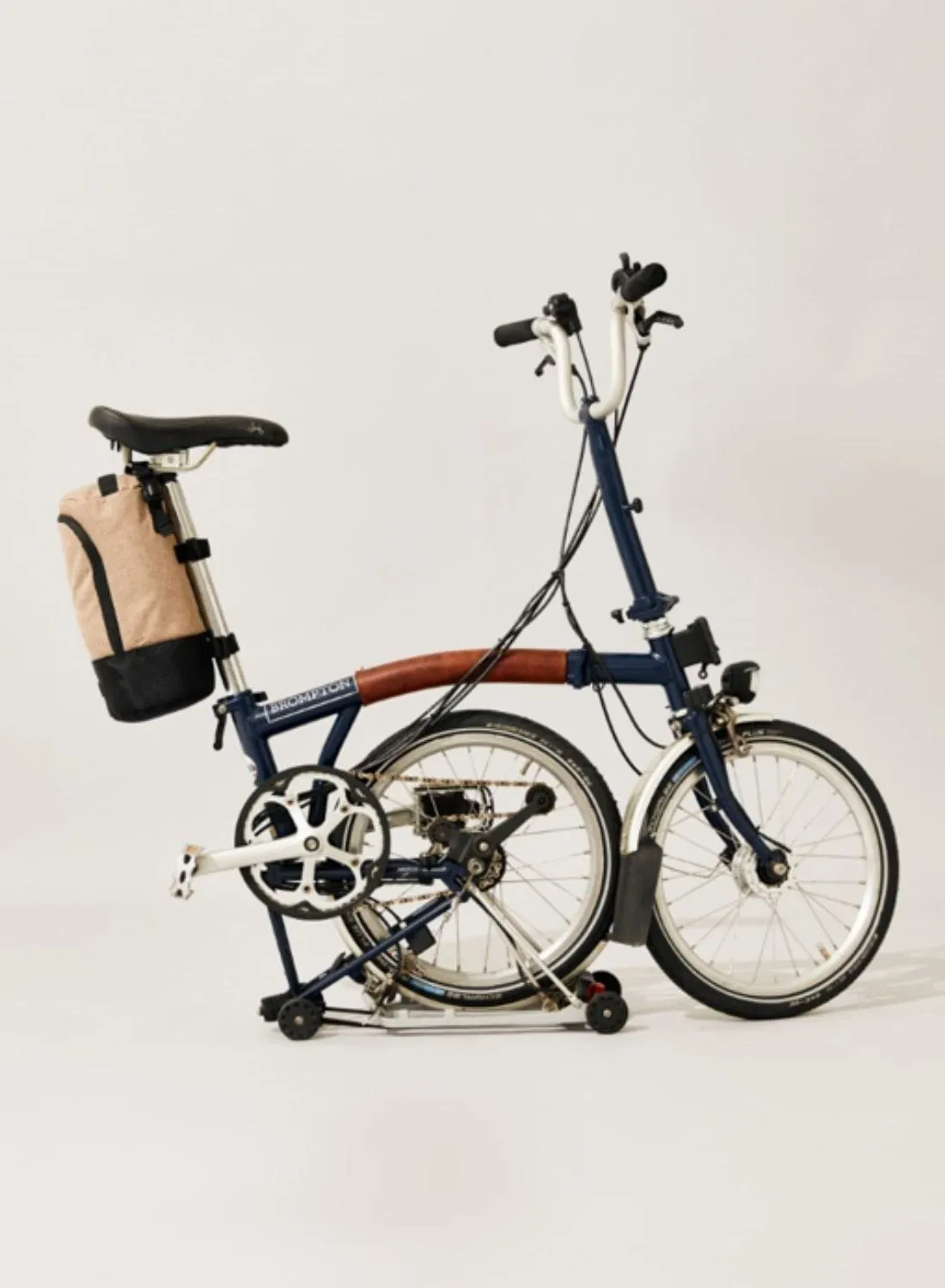 Nova Saddle Bag