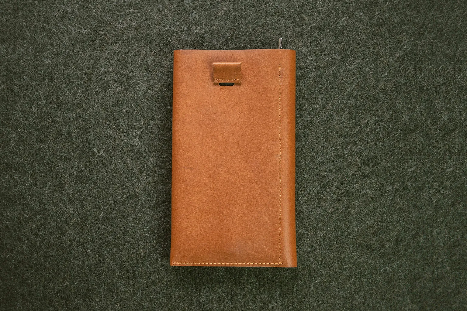PASSPORT WALLET - toffee/grey
