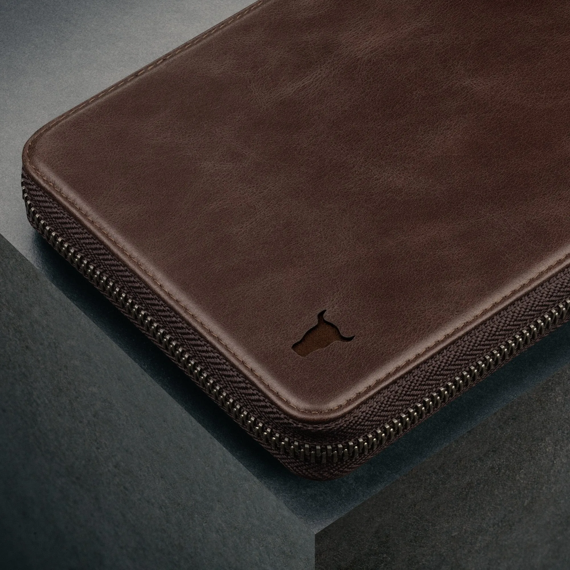 Solo Leather Travel Wallet / Organiser