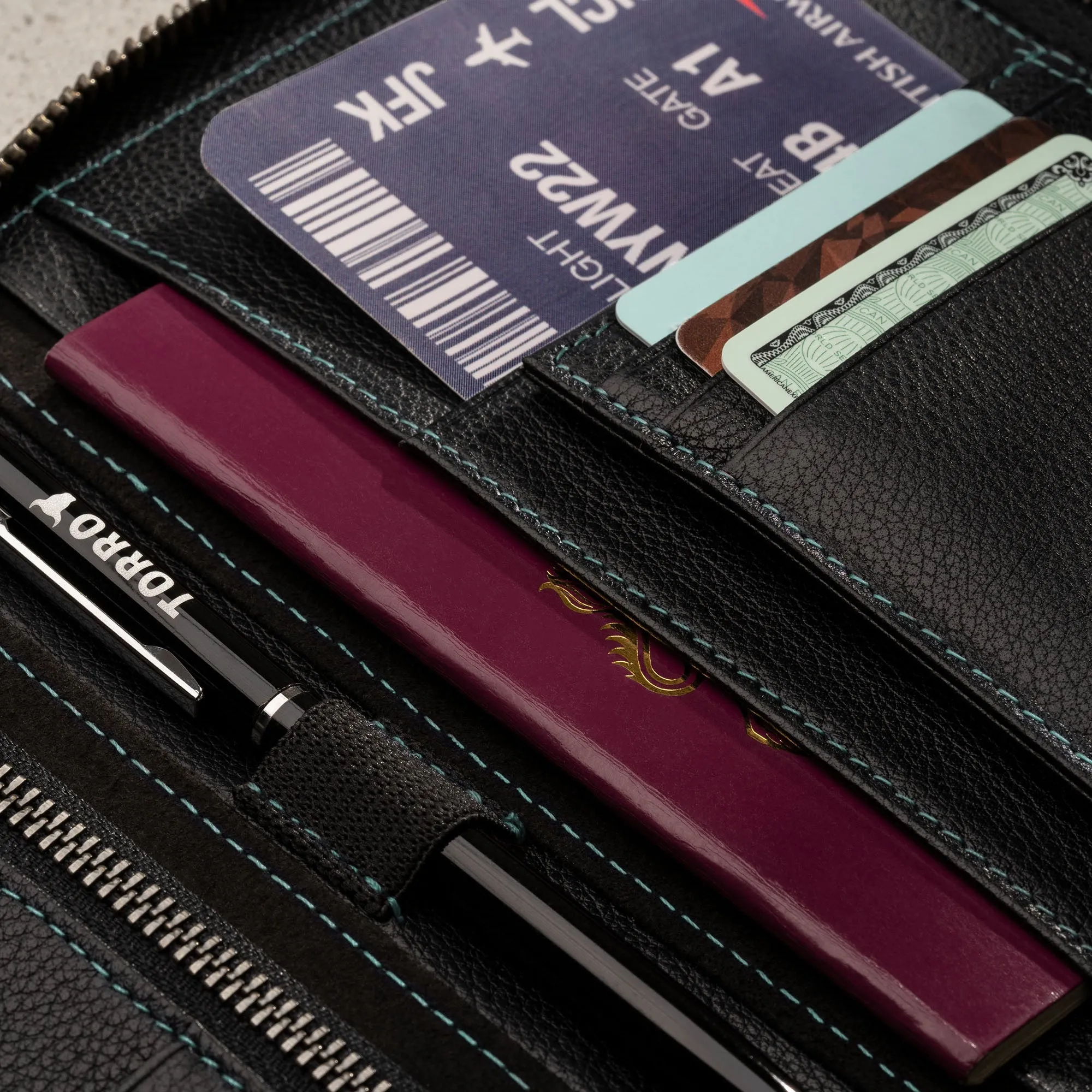 Solo Leather Travel Wallet / Organiser