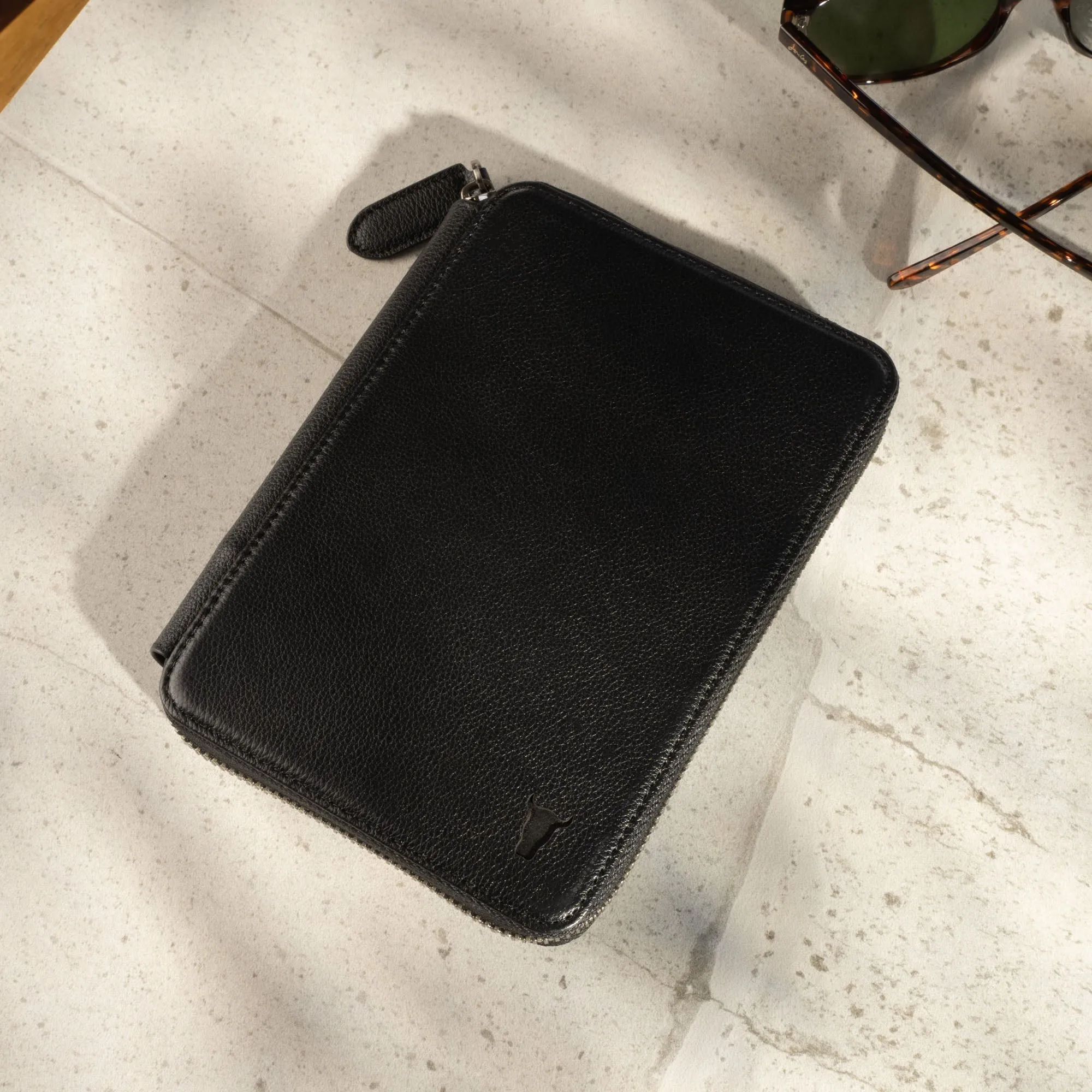 Solo Leather Travel Wallet / Organiser