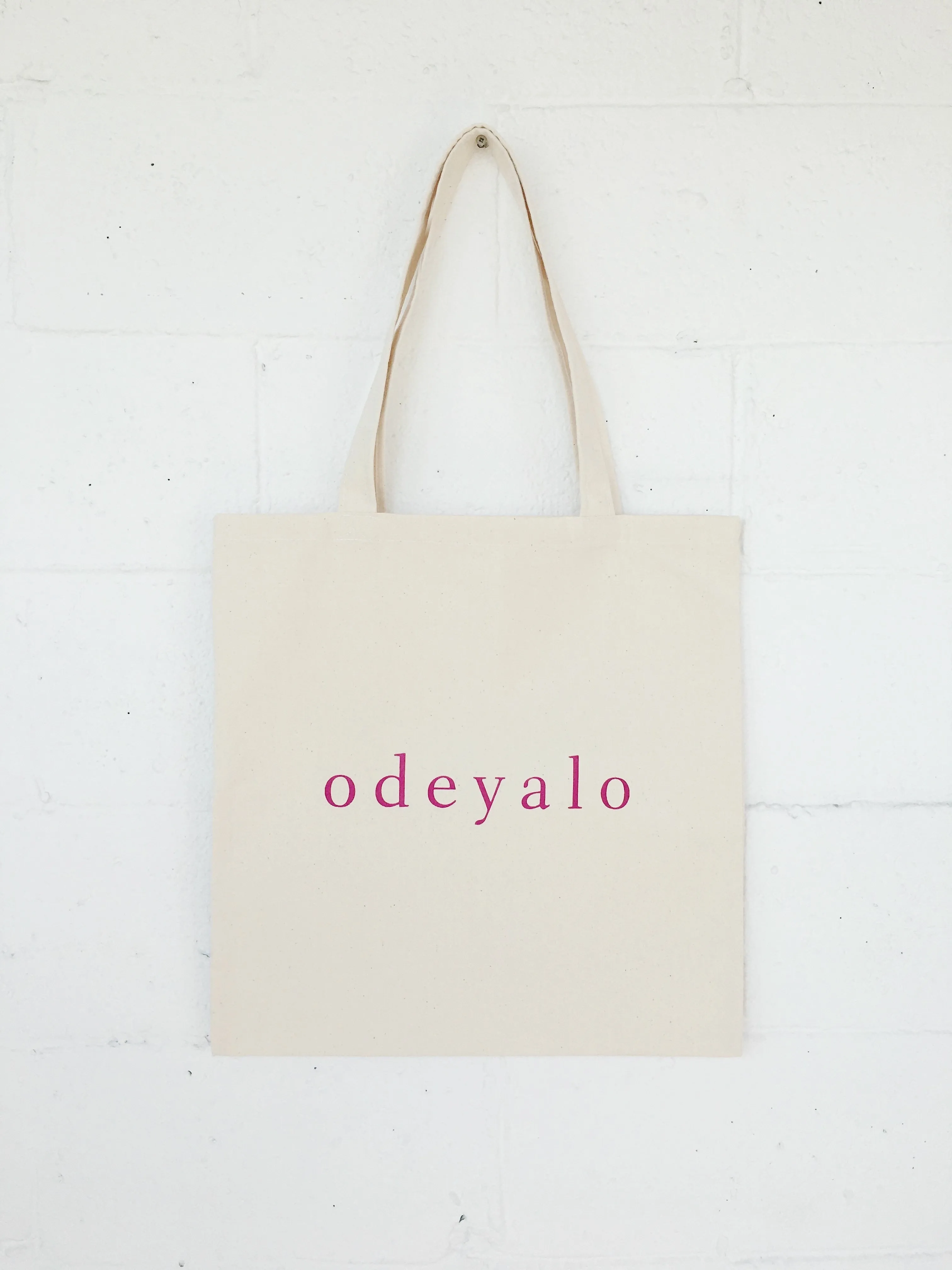 TOTE bag in natural & fuchsia