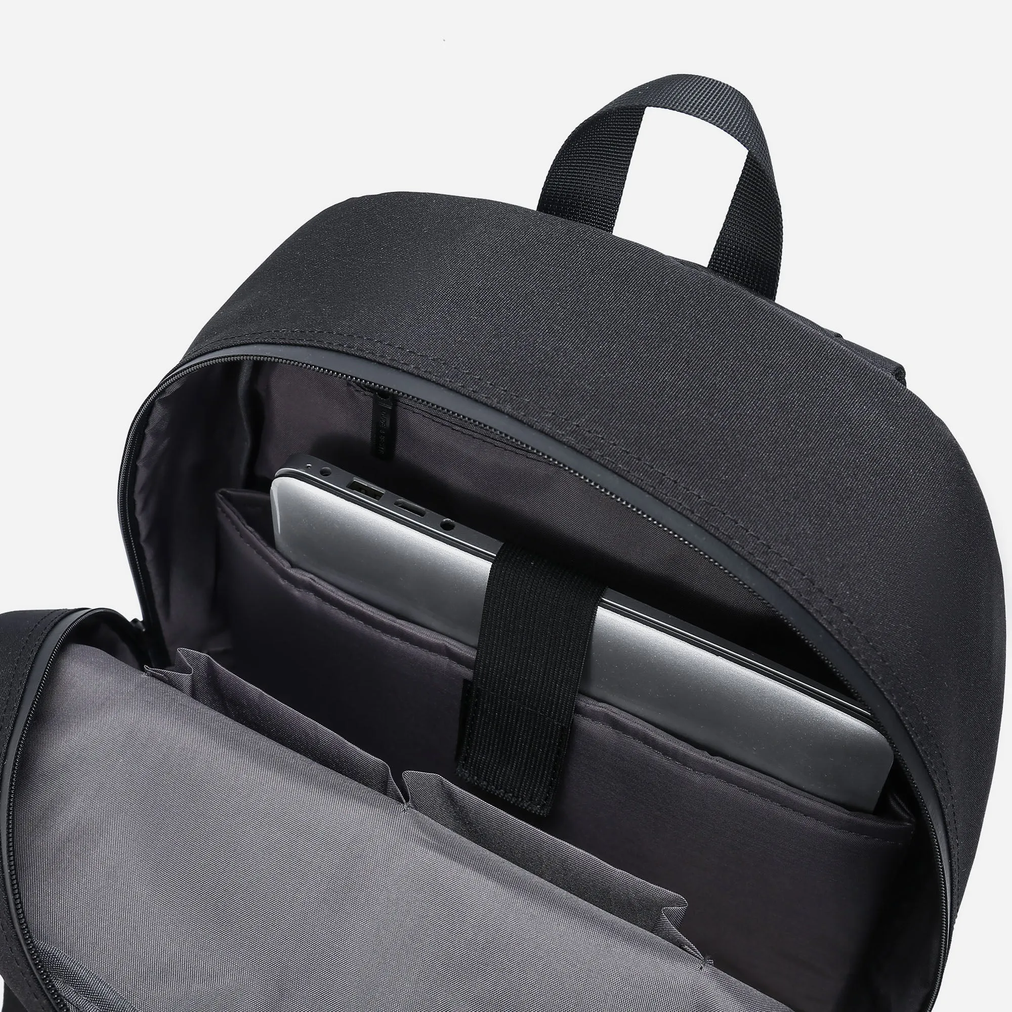 Urbanist Backpack - Year of Dragon