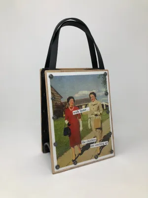 Vintage Modern Woman Handbag-Walk Faster